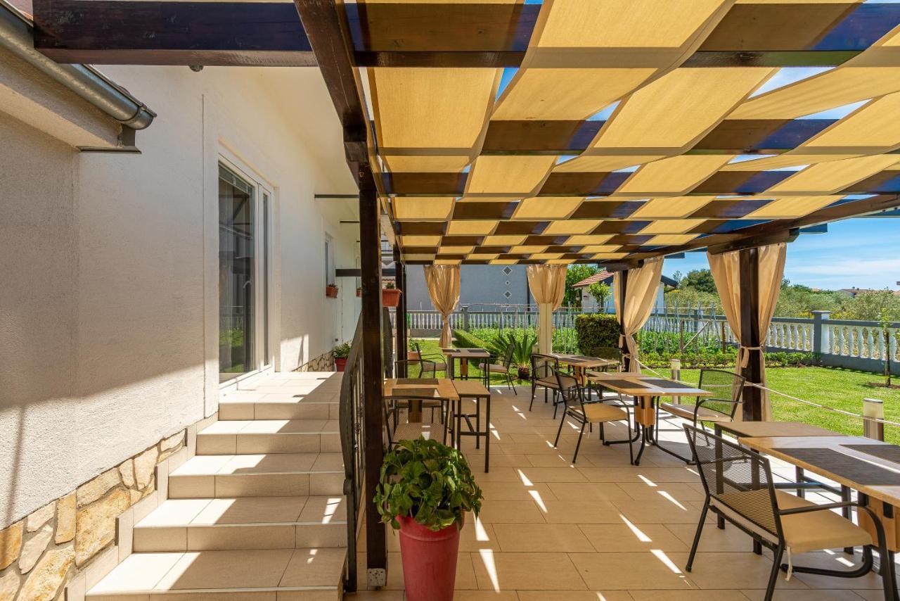 Bed & Breakfast Maki Biograd Na Moru Zewnętrze zdjęcie