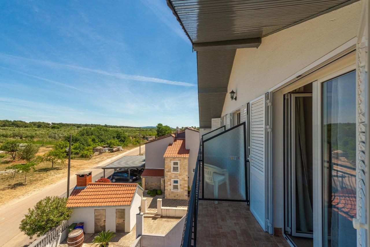Bed & Breakfast Maki Biograd Na Moru Zewnętrze zdjęcie