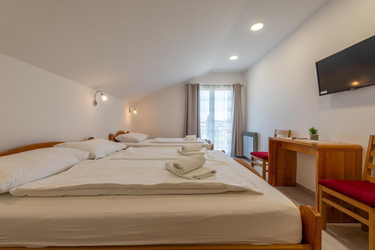 Bed & Breakfast Maki Biograd Na Moru Zewnętrze zdjęcie
