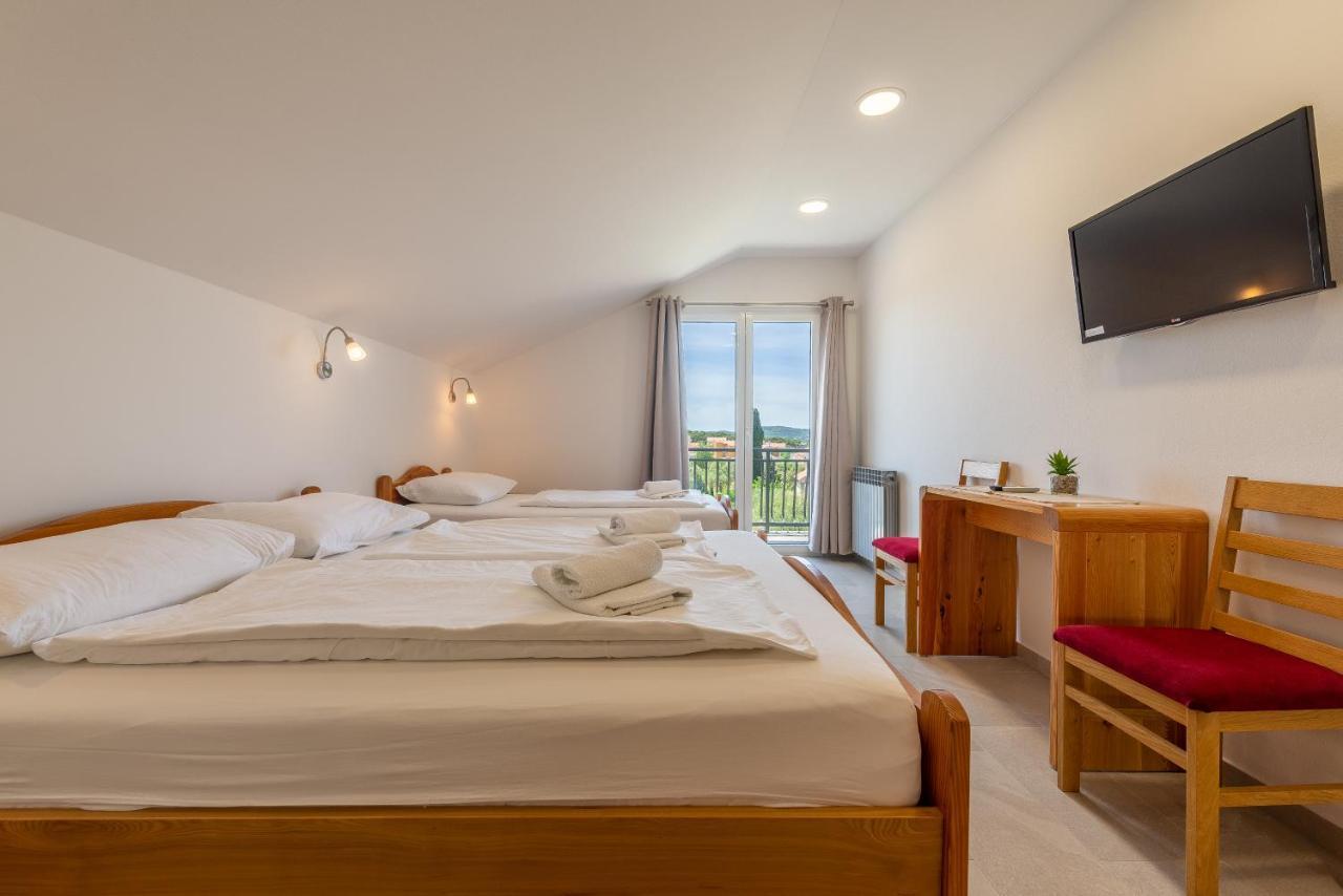 Bed & Breakfast Maki Biograd Na Moru Zewnętrze zdjęcie