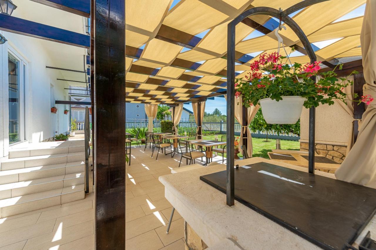 Bed & Breakfast Maki Biograd Na Moru Zewnętrze zdjęcie