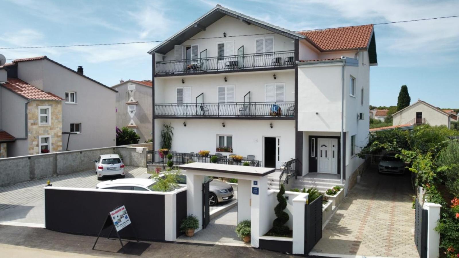 Bed & Breakfast Maki Biograd Na Moru Zewnętrze zdjęcie